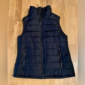 Sleeveless puffer vest